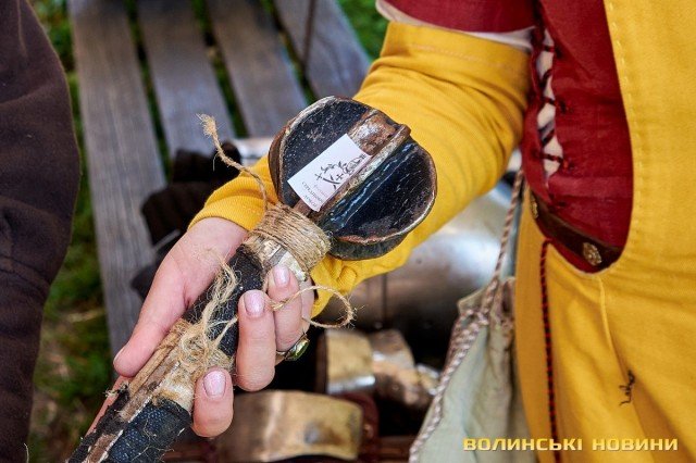 Доблесть віків: у Луцькому замку змагаються лицарі зі всієї країни. ФОТО