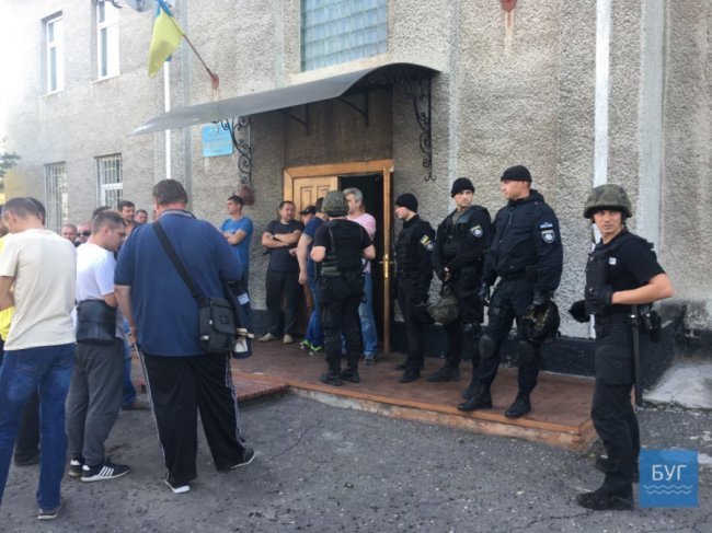 Шахтарський протест: директор «Волиньвугілля» знепритомнів під час акції. ФОТО