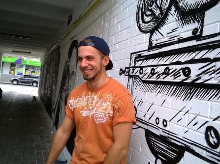 У Києві з'явився перехід з чорно-білими кінопортретами. ФОТО