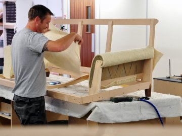 Як заробити на виробництві корпусних меблі*