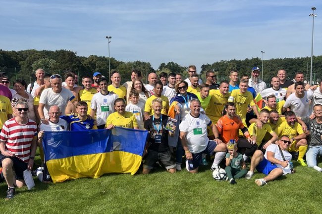 Збірна України з футболу долучилася до благодійної ініціативи волинських волонтерів