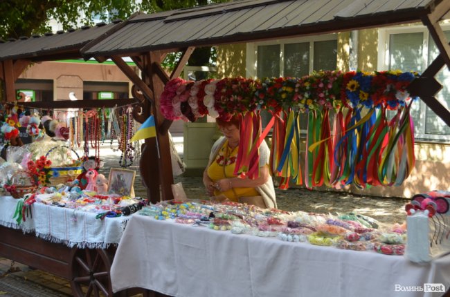 Ярмарок на «Лесі»: що особливого лучанам пропонують купити у національне свято. ФОТО