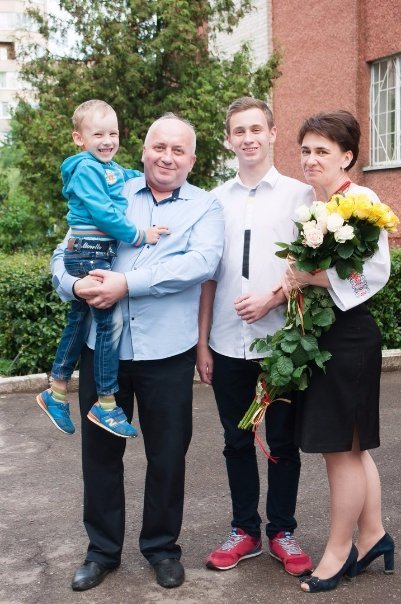 Збирають кошти для постраждалого у жахливій ДТП на Дубнівській