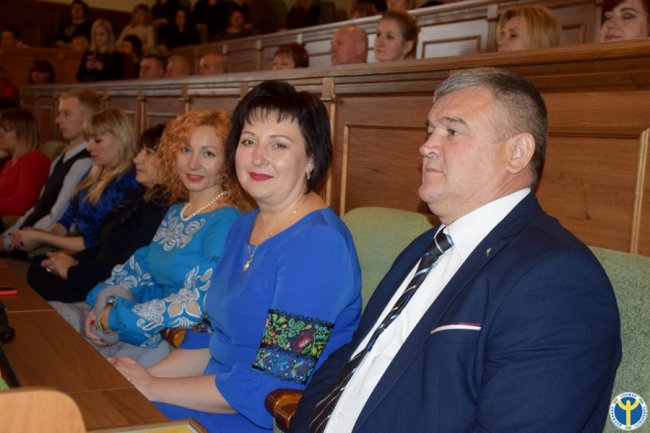 Із теплом у серці: у Луцьку привітали працівників соціальної сфери. ФОТО