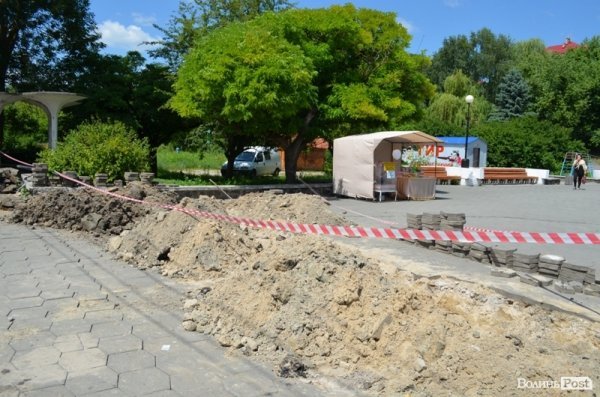 За два тижні відкриють «Луцький Діснейленд». ФОТО