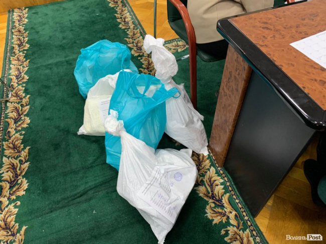 У Луцьку продовжують опрацьовувати протоколи з дільниць. ФОТО 