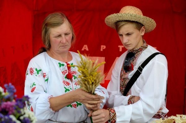 Волинський «УДАР» організував патріотичну акцію. ФОТО*