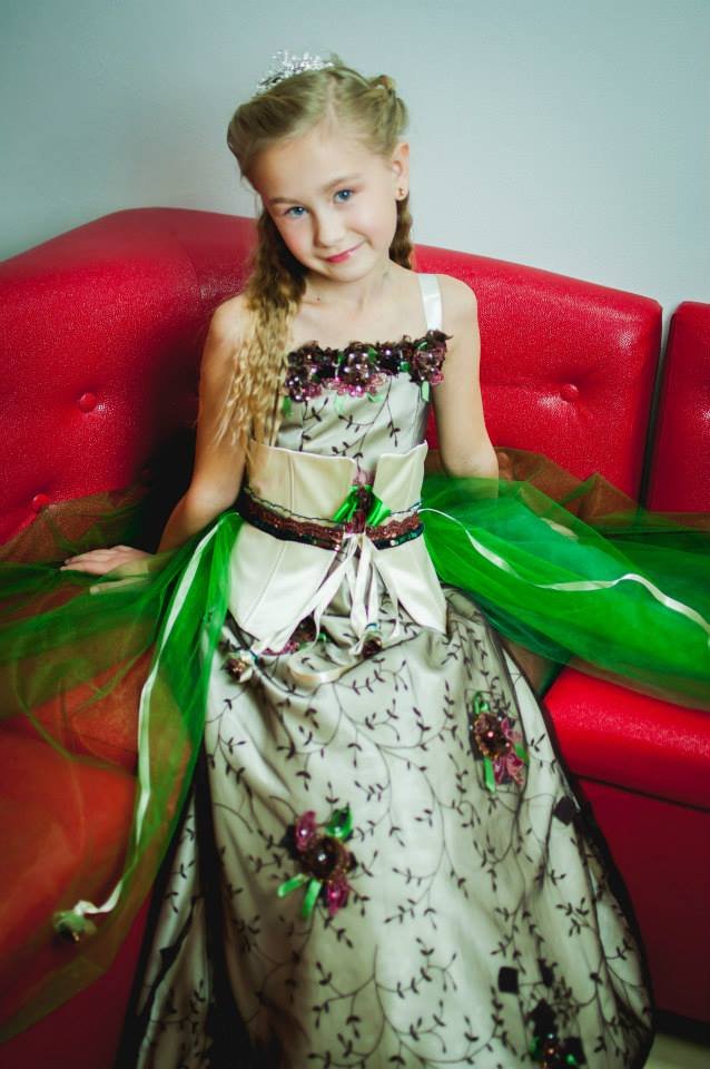 Де у Луцьку взяти на прокат новорічні костюми: ТОП-3 місць*