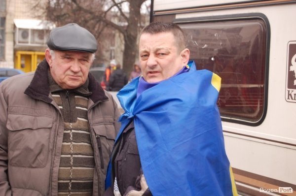 Як луцький Майдан ішов у  наступ на Волинську ОДА. ФОТО