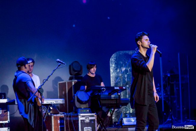 Шквал емоцій та запальна музика: як у Луцьку виступав Dan Balan. ФОТО