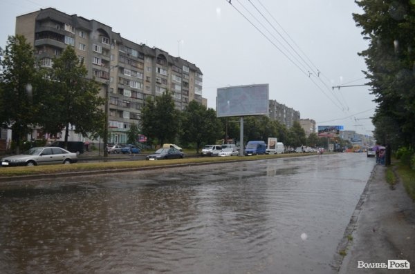 Як топило спальні райони Луцька. ФОТО