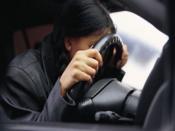 Луцьком на Daewoo Lanos їздила жінка «під градусом»