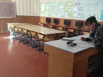 У скандальну школу на Волині ходять тільки 20 дітей. ВІДЕО