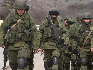 «Зайшли у підвал, а там четверо дітей сидить маленьких», –  окупант розповідає дружині про «зачистку» села