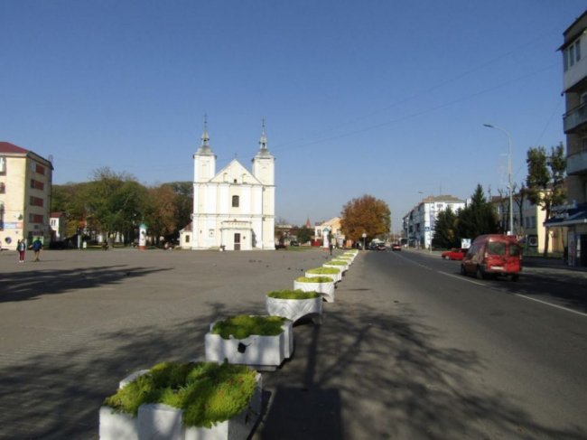 Краса золотої осені у місті на Волині. ФОТО