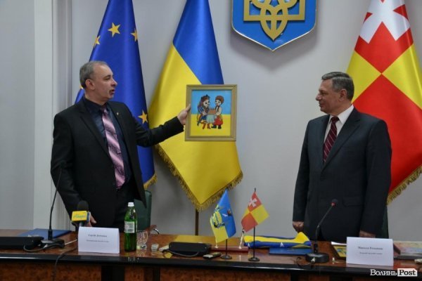 Схід і Захід разом: мери Луцька та Волновахи підписали меморандум про співпрацю.ФОТО