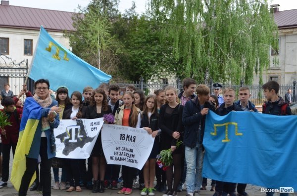 Лучани вшанували пам'ять депортованих кримських татар. ФОТО