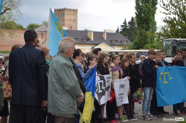 Лучани вшанували пам'ять депортованих кримських татар. ФОТО