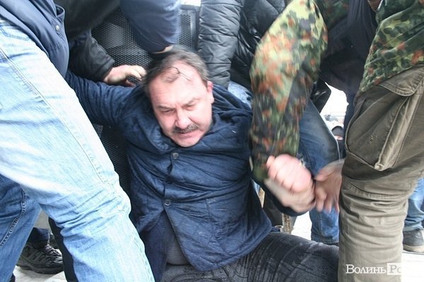 Історичні фото з Башкаленком на Театральному майдані Луцька