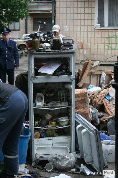 «Боялася ночувати, а дітей взагалі в квартиру не пустила», - жителька обваленого будинку 