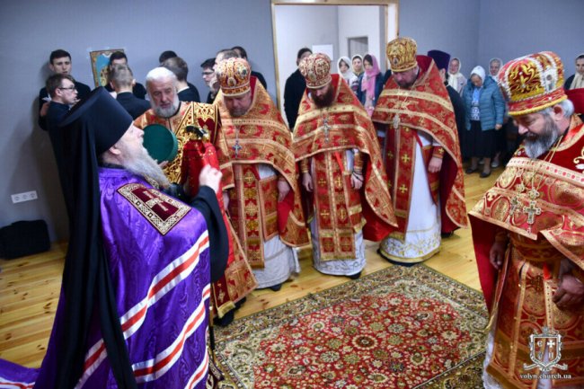 У Луцьку УПЦ (МП) освятила тимчасовий храм. ФОТО