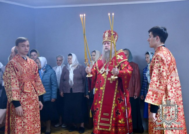У Луцьку УПЦ (МП) освятила тимчасовий храм. ФОТО