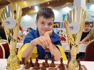 8-річний хлопчик із Волині став призером чемпіонату Європи з шахів