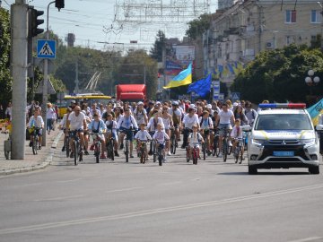 У Луцьку відбувся велопробіг до Дня Незалежності. ФОТО