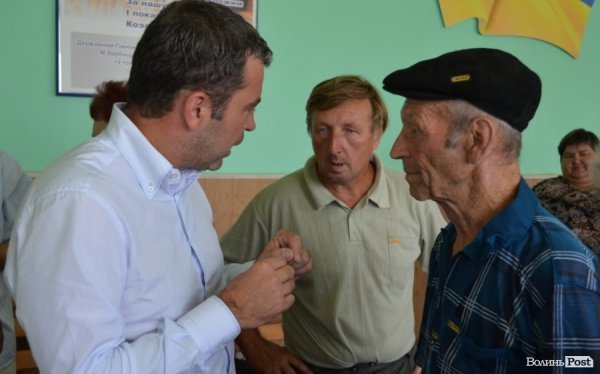 Народний депутат проводить відпустку у виборчому окрузі на Волині. ФОТО*