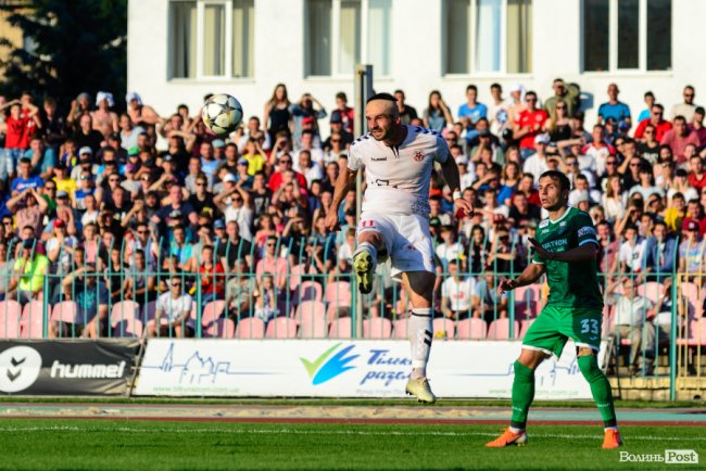 «Волинь» – «Карпати»: великий фотозвіт із нашумілого матчу