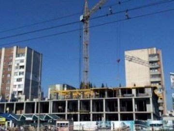 У Луцьку просять кошти на багатостраждальний будинок