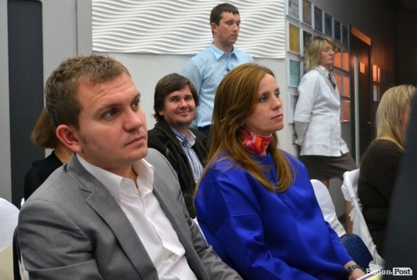 На дійство завітала дружина бізнесмена і кандидата в нардепи Степана Івахіва