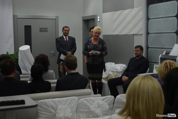 У Луцьку випустили унікальні монети для сліпих. ФОТО