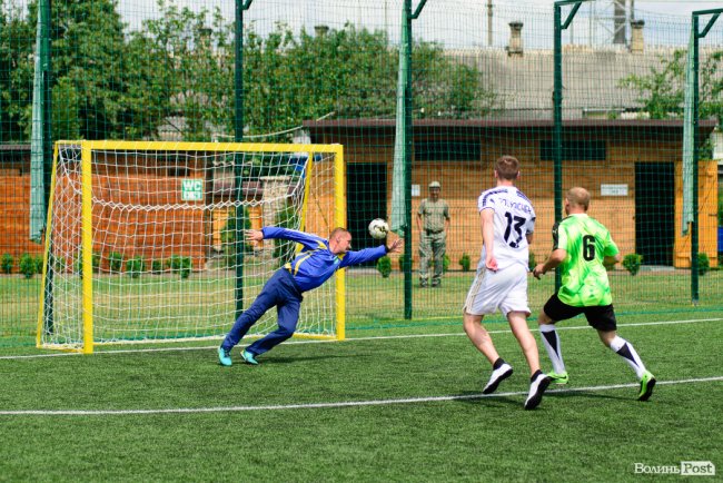 Свято корпоративної єдності: група компаній «Континіум» влаштувала футбольний турнір. ФОТО