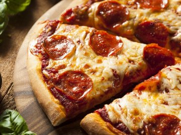 Доставка смачної піци додому - купити піцу з доставкою*