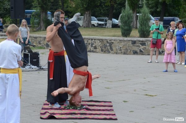 Свято «крилатої піхоти» у Луцьку. ФОТОРЕПОРТАЖ