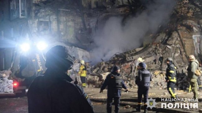 6 ракет росія запустила по Покровському району на Донеччині: з-під руїн дістали немовля