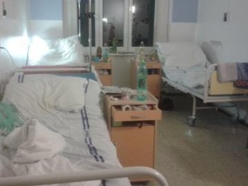 В лікарні у Луцьку жінка посеред ночі вкрала мобільний телефон