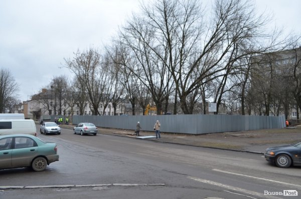 Неподалік центру Луцька хочуть побудувати новий навчальний заклад. ФОТО