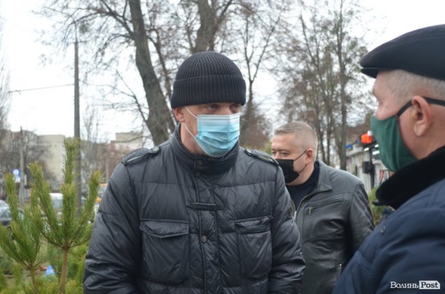 У Луцьку тривають рейди на ялинкових ринках. ПЕРШІ РЕЗУЛЬТАТИ