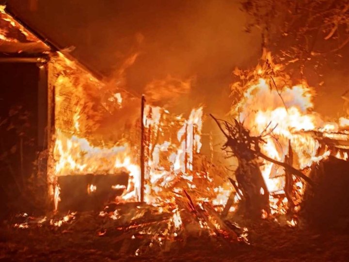 У Луцьку спалахнув житловий будинок