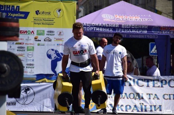 22 богатирі вражали лучан надзвичайною силою та міццю. ФОТО