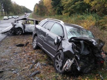 Хлопець, який дивом вижив у страшній автотрощі в Заборолі, потребує негайної допомоги