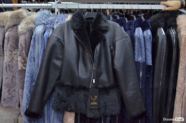 У магазині шкіри та хутра «Steel» у Луцьку – «чорна п’ятниця» із космічними знижками на увесь товар*