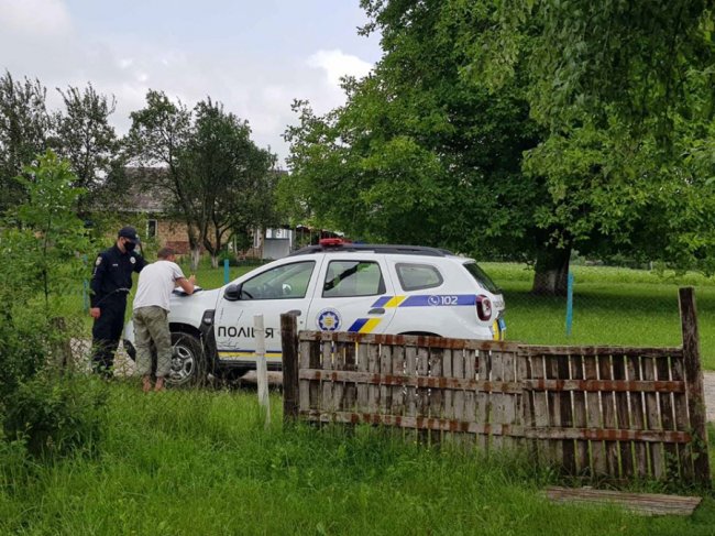 Антисанітарія та купа мотлоху: на Ківерцівщині перевірили умови проживання дітей у кризових сім'ях. ФОТО