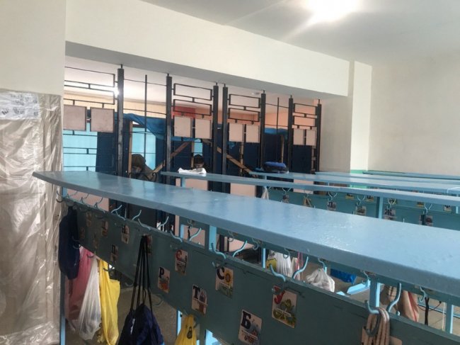 На Волині член ДВК проголосував за межами кабінки