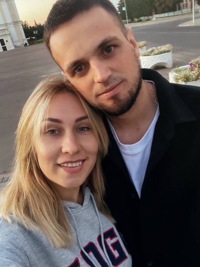 Не рахує знищені російські танки і носить на бронежилеті динозаврика сина: історія військового 14 ОМБр . ФОТО