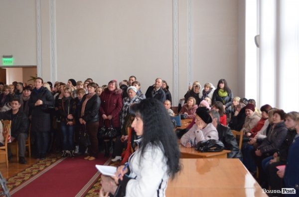 Родичі бійців АТО вимагали у Гунчика ротації. ФОТО