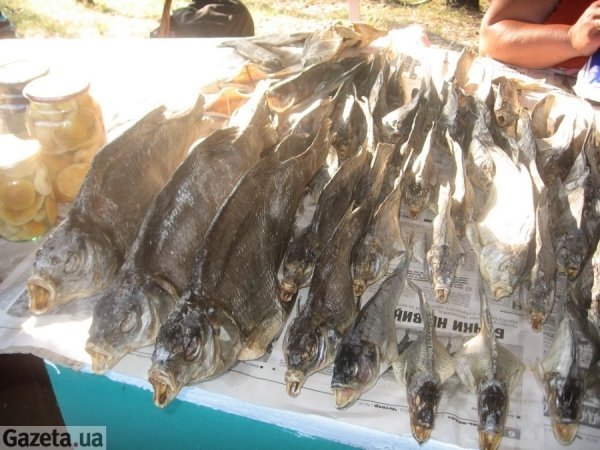 «Тараньковий» бізнес на Волині: дві тисячі гривень за вихідні