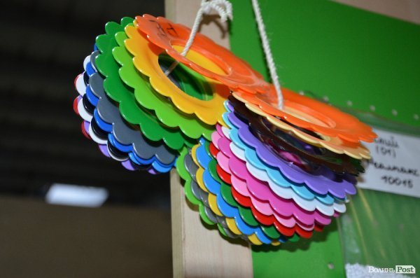 Безпека та якість: луцька фабрика показала, як виготовляє іграшки